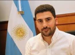 Elecciones 2025: La Libertad Avanza sumó a Ramiro Egüen intendente de 25 de Mayo