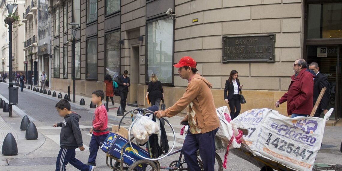 Duro panorama en la Ciudad: el 28,1% de los porteños se encuentran por debajo de la línea de pobreza