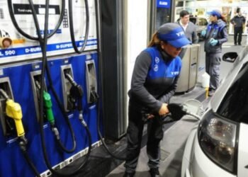 YPF aumentó la nafta y el gasoil: cuánto cuesta el litro desde este viernes