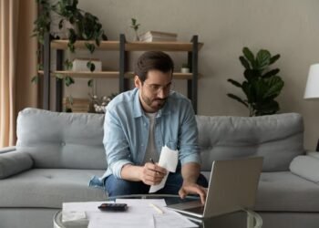 El piso de Ganancias aumenta cerca de 12% y el Monotributo sube en torno a 21%