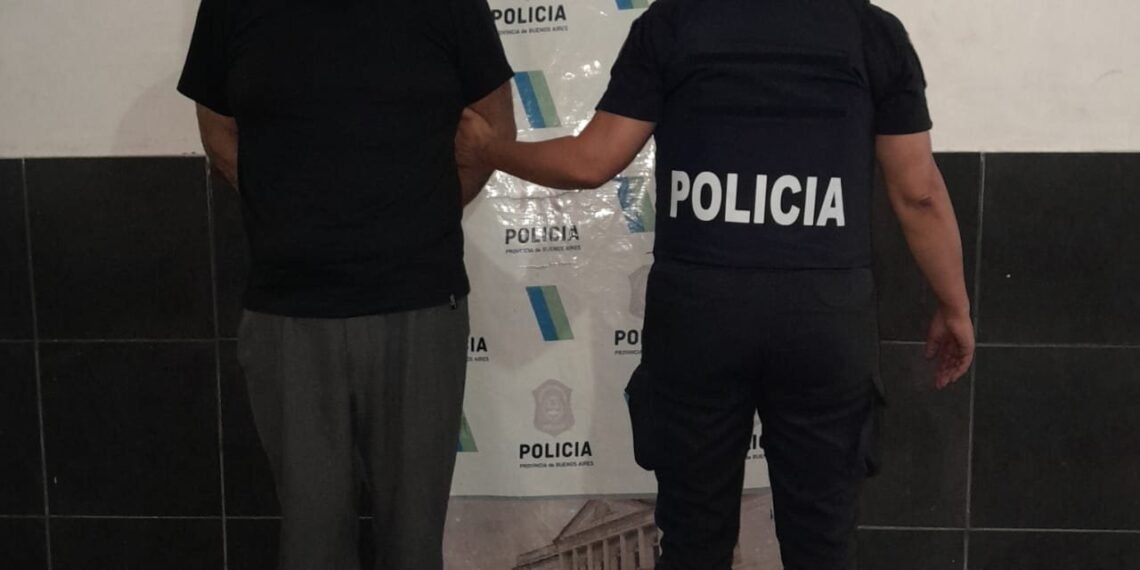 El asesino de maximiliano balbuena está detenido y se busca intensamente a su hijo prófugo