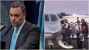 Reacciones de Manuel Adorni y Javier Milei tras el fallo judicial sobre el vuelo en el avión presidencial