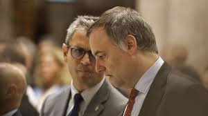 Manuel Adorni se reúne con Martín Menem en el Congreso