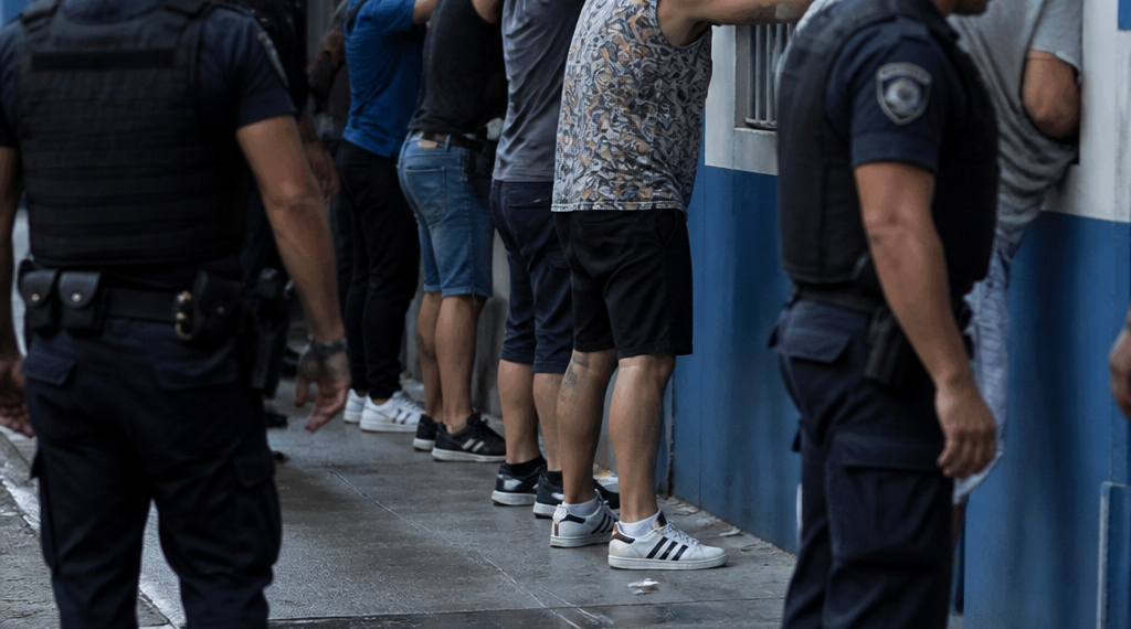 Disturbios en comisaría de Balvanera: cuatro reclusos detenidos y tres policías hospitalizados