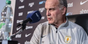 La frustración de Bielsa tras la eliminación de Uruguay en el Mundial