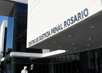 Suspensión a fiscal de Rosario por demoras en caso de femicidio vinculado a violencia de género