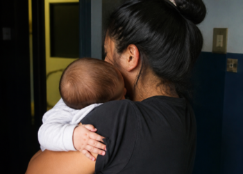 Detienen a la madre que huyó con su bebé de 7 meses tras un diagnóstico de intoxicación por cocaína