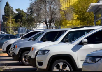 Costos actuales de alquiler de autos en destinos turísticos durante las vacaciones de invierno