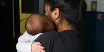 Detienen a la madre que huyó con su bebé de 7 meses tras un diagnóstico de intoxicación por cocaína