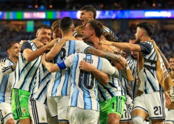 Argentina se enfrenta a Inglaterra en una semifinal histórica en Atlanta