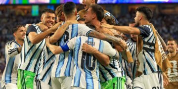Argentina se enfrenta a Inglaterra en una semifinal histórica en Atlanta