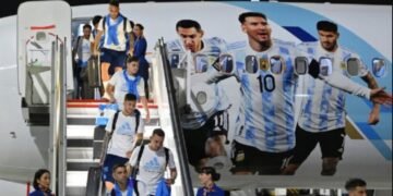 Los futbolistas que regresan a Argentina tras la final del Mundial