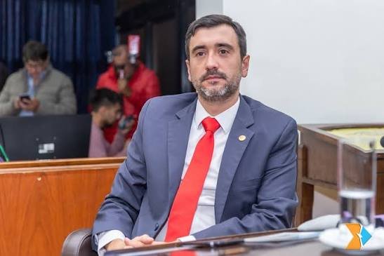 Presentan un proyecto para establecer el 3 de marzo como Día Nacional del Almirante Guillermo Brown