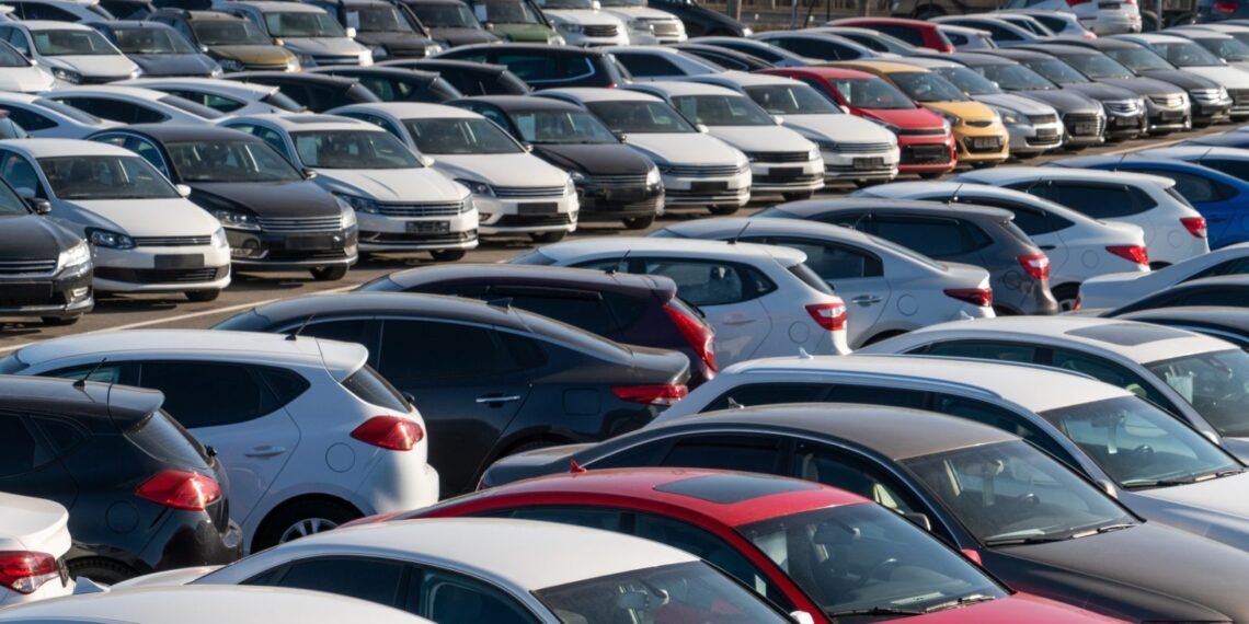 Diez coches de segunda mano disponibles por menos de $15 millones en julio de 2026