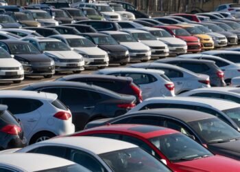 Diez coches de segunda mano disponibles por menos de $15 millones en julio de 2026
