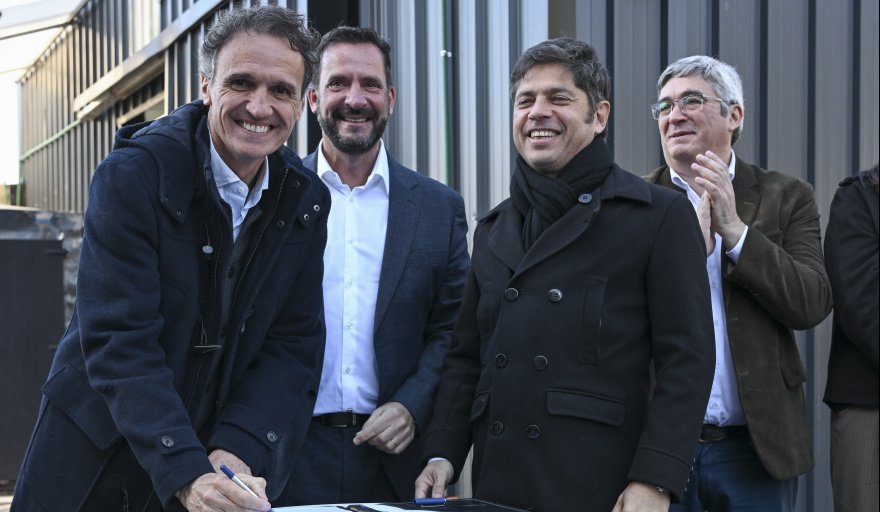 El gobierno provincial critica a Milei por la gestión de rutas y solicita transferencia una autopista