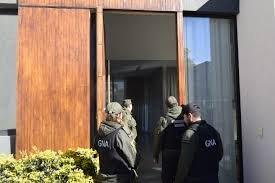 Caso Insaurralde: allanamiento en la casa de Nordelta usada por Jesica Cirio y Elías Piccirillo