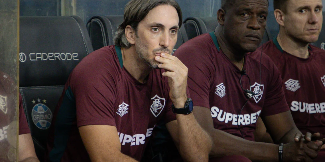 Zubeldía es destituido como entrenador de Fluminense tras un tenso cruce con los jugadores