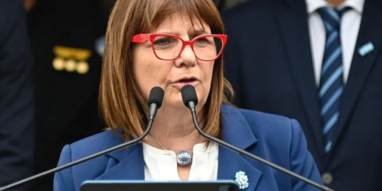Bullrich condicionó una eventual candidatura en la Ciudad al acuerdo entre LLA y Pro