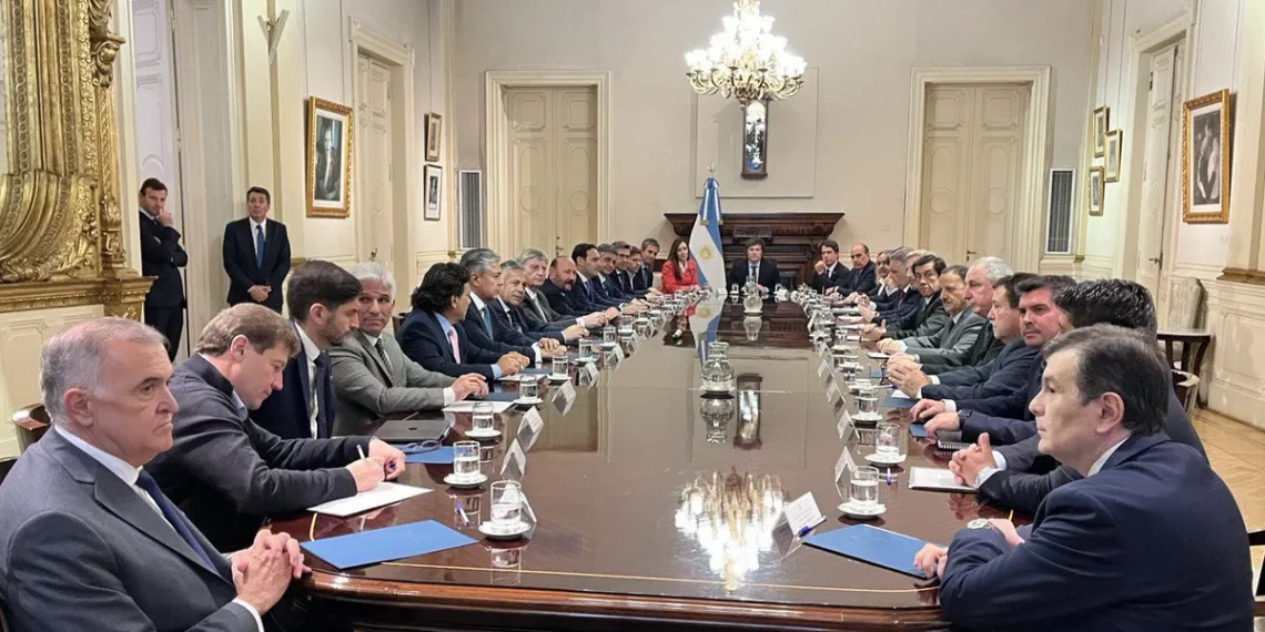 El Gobierno busca el respaldo de los gobernadores para eliminar las PASO y avanzar con la agenda electoral