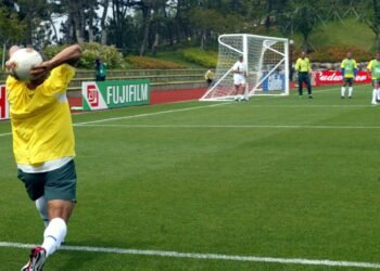 El ingenioso saque de banda que sorprendió al mundo del fútbol