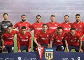 Independiente se medirá con Lanús tras la salida de Quinteros: horarios, televisión y alineaciones