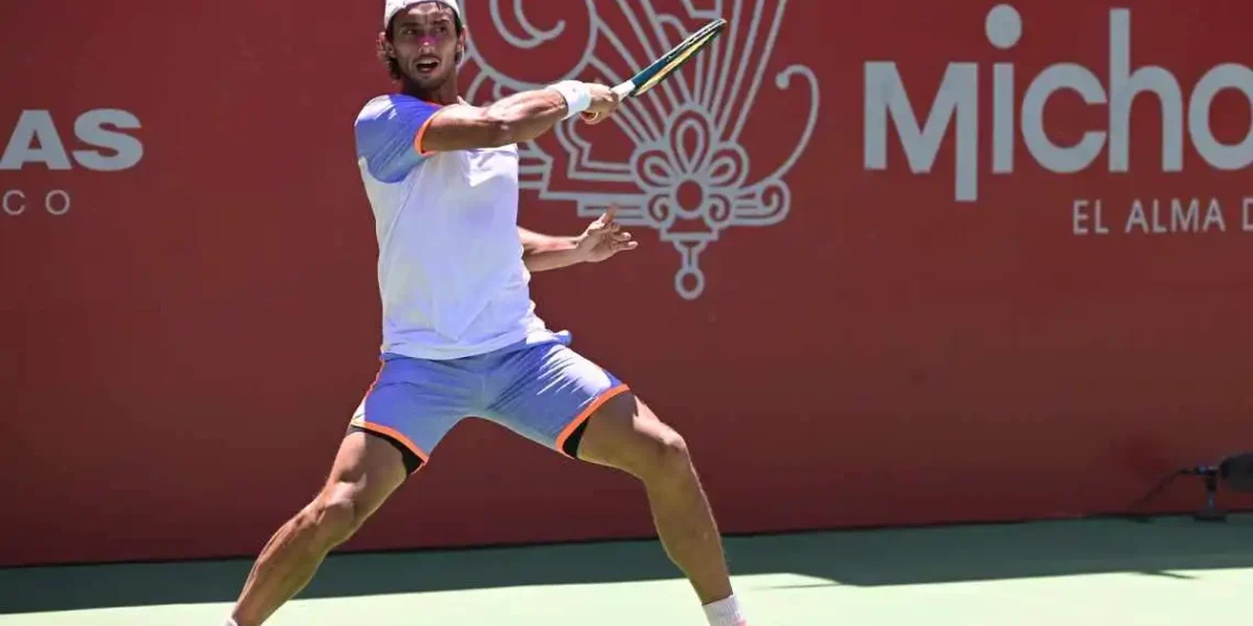 Thiago Tirante avanza a los cuartos de final en Cincinnati tras vencer a Jakub Mensik