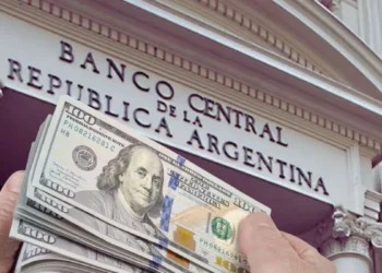El dólar se mantiene en $1.515 y el BCRA suma 16 jornadas de compras de divisas