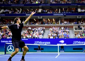 Roger Federer regresa al US Open: una exhibición cargada de emociones