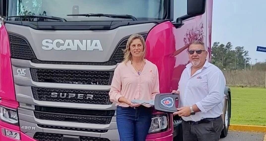 Claudia Abadín, camionera: “La vida arriba de un camión no es fácil, porque te alejás de tu familia y de tus amistades”