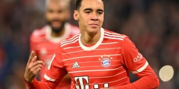 Preocupación en el fútbol: Jamal Musiala se desmayó nuevamente durante un amistoso del Bayern Múnich