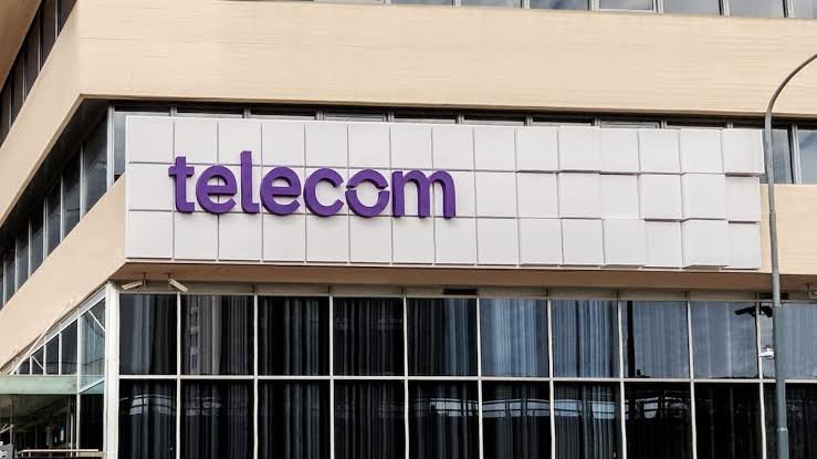 Avanza la compra de Telefónica por Telecom y Metrotel aparece como posible adquirente de clientes