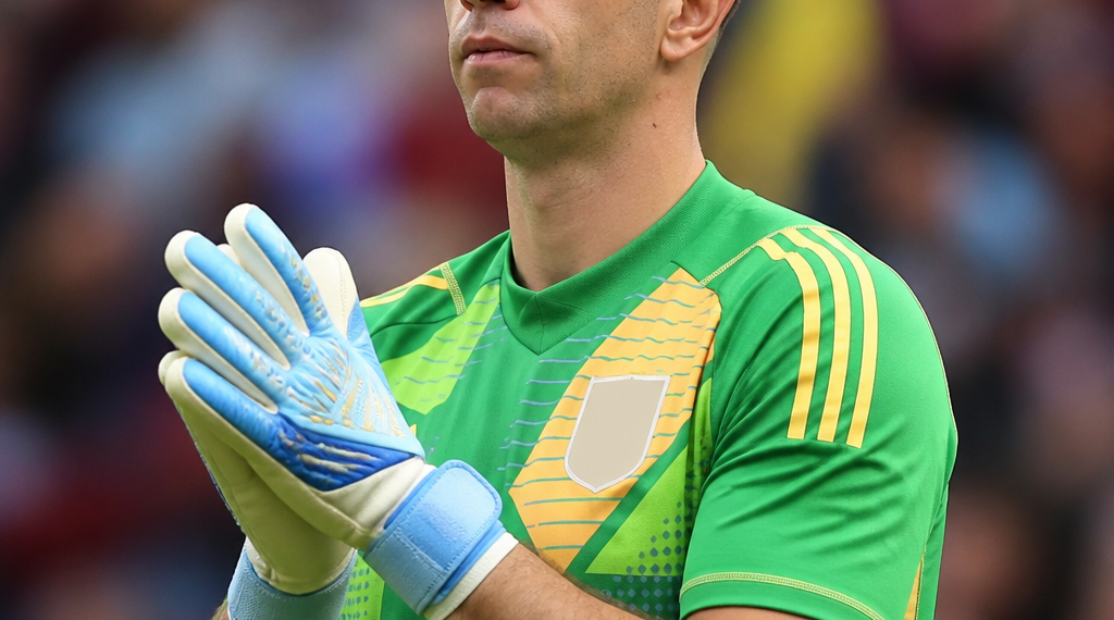 Juventus incorpora un nuevo arquero y complica el futuro de Emiliano Martínez en Aston Villa