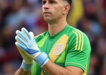 Juventus incorpora un nuevo arquero y complica el futuro de Emiliano Martínez en Aston Villa