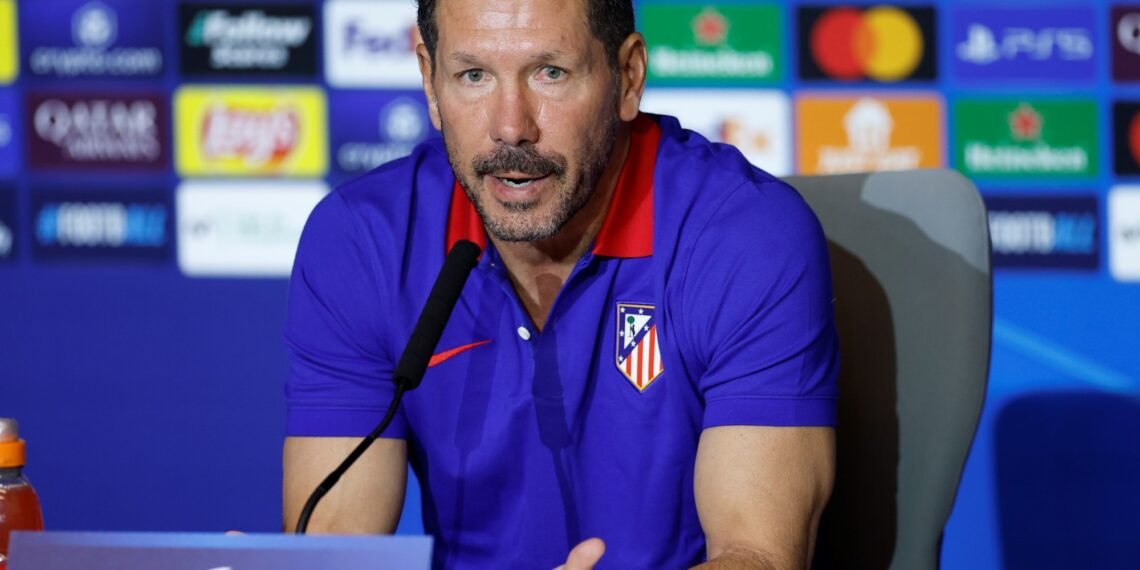 Diego Simeone se pronuncia nuevamente sobre Julián Alvarez: ‘Haré todo lo posible para que recupere su importancia’
