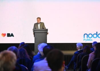 Herramientas para entender, decidir y actuar el banco ciudad reunió a referentes y especialistas para analizar el nuevo mapa de las pymes