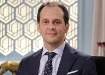 Spotorno establece límites a una posible devaluación: impacto en la economía y su duración