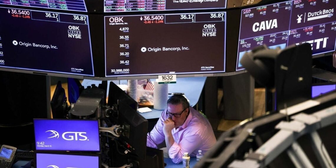 El riesgo país volvió a subir y los mercados argentinos profundizaron las pérdidas