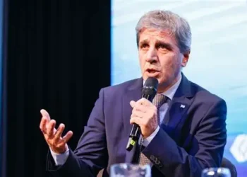 Caputo destacó inversiones por US$ 209.000 millones y proyectó más de 240.000 empleos con el RIGI