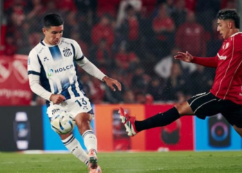 Independiente se marcha con frustración de Córdoba tras un empate sin goles ante Talleres