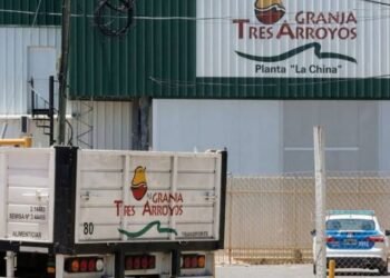 Granja Tres Arroyos confirmó 1.250 despidos tras fracasar la negociación con el gremio