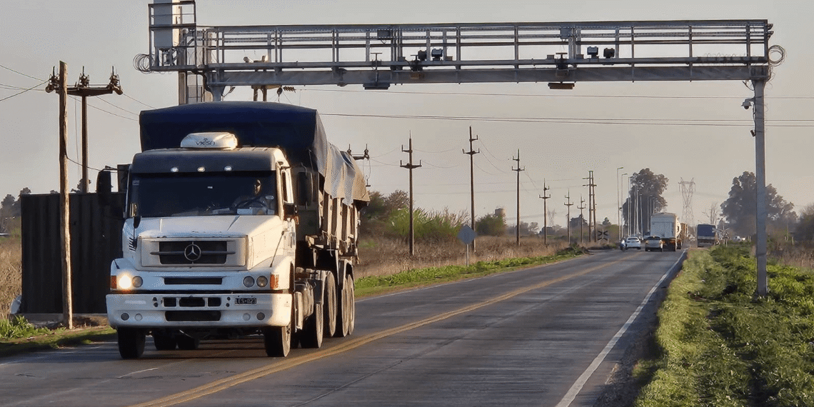 Un peaje y nuevos permisos en Ramallo generan preocupación por los costos del transporte industrial