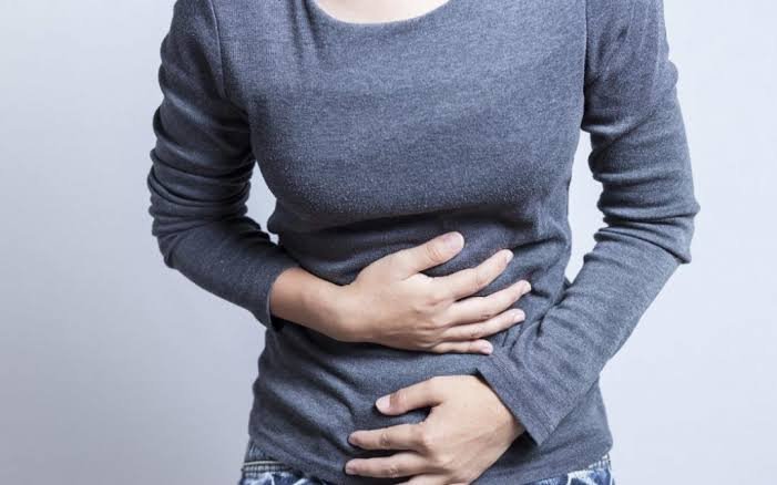 Qué alimentos comer cuando hay malestar estomacal: opciones livianas para aliviar las molestias digestivas