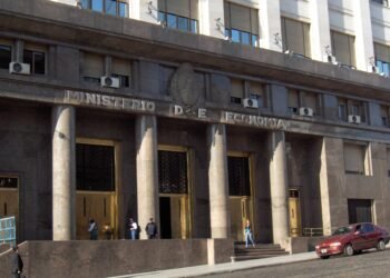 Las transferencias a las provincias cayeron 27% interanual en septiembre, aunque subieron 130% frente a agosto